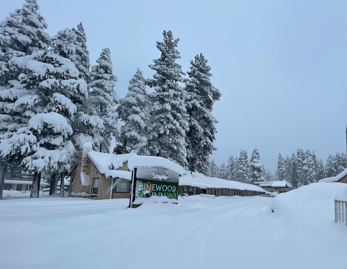 סאות' לייק טאהו Pinewood Inn מראה חיצוני תמונה