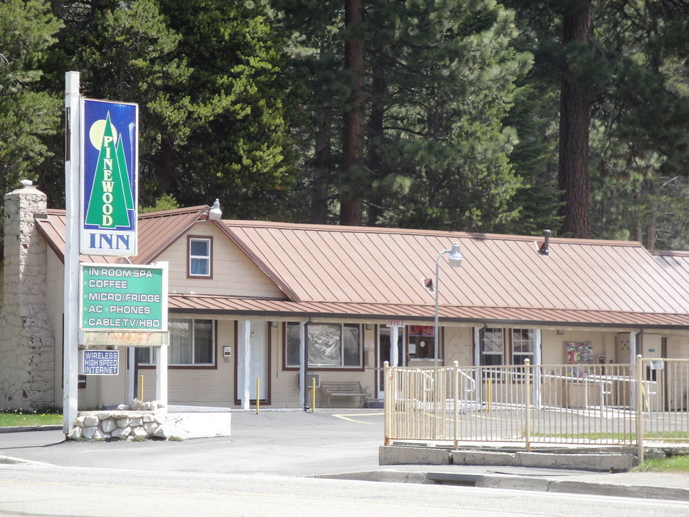 סאות' לייק טאהו Pinewood Inn מראה חיצוני תמונה